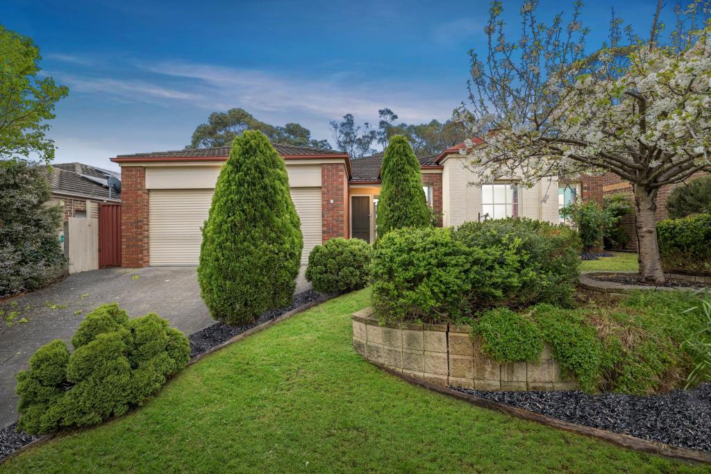 13 Monastery Cl, Wantirna South, VIC 3152