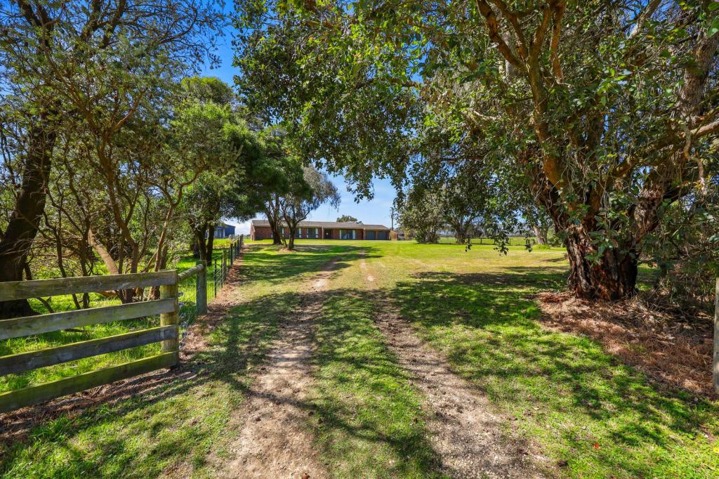 288 Brumbys Rd, Peterborough, VIC 3270