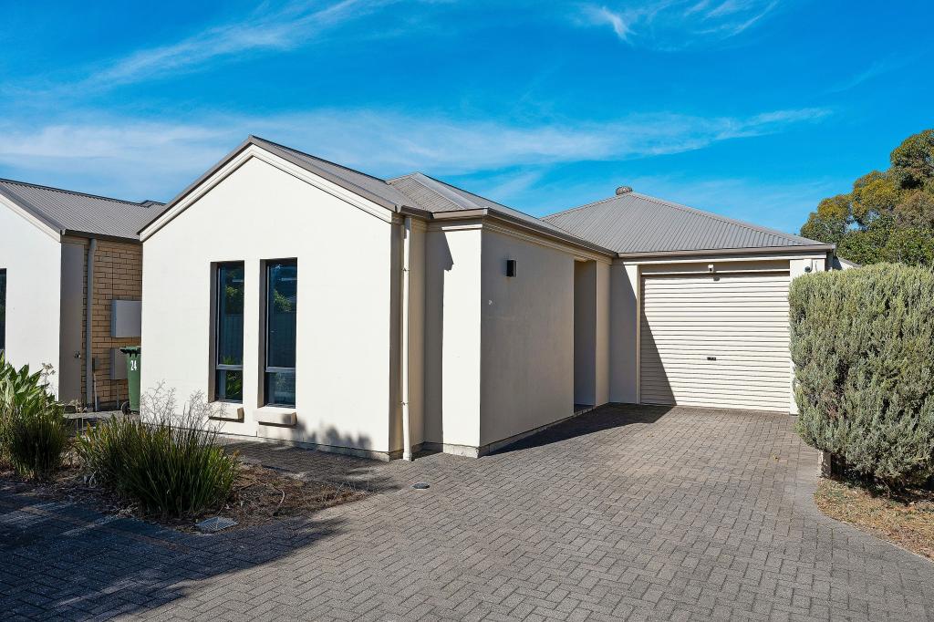 24 Kopoola Cres, Gilles Plains, SA 5086