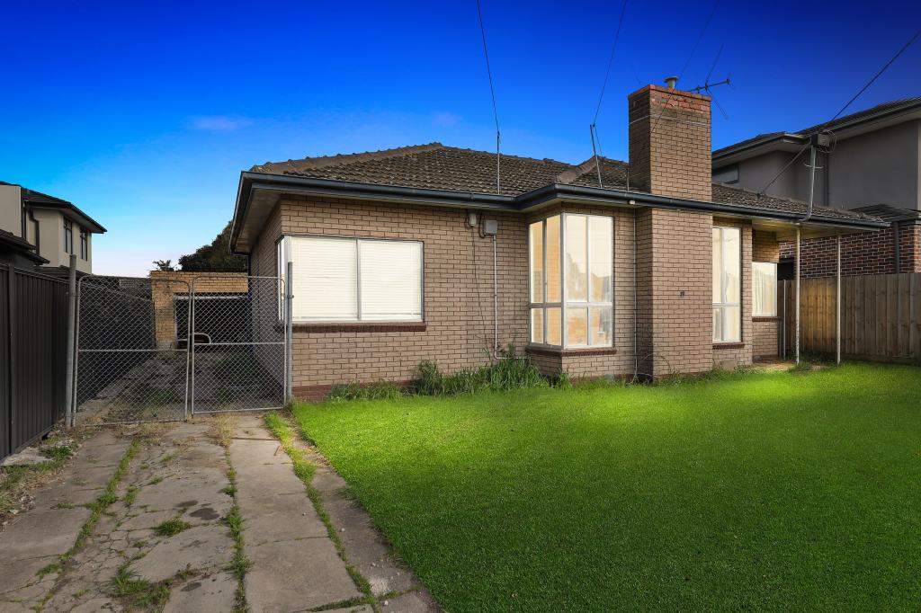 19 HARLINGTON ST, CLAYTON, VIC 3168