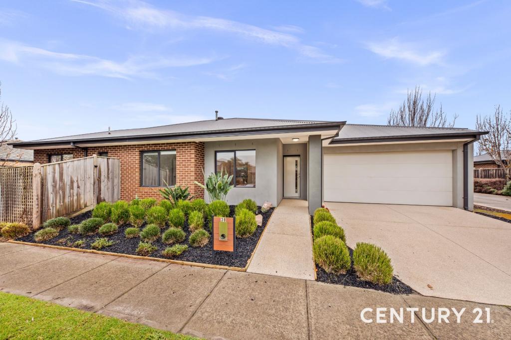 38 Livida Cct, Lyndhurst, VIC 3975