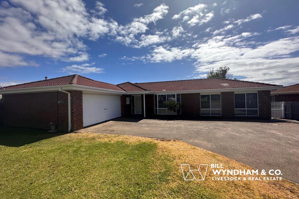 100 Newlands Dr, Paynesville, VIC 3880