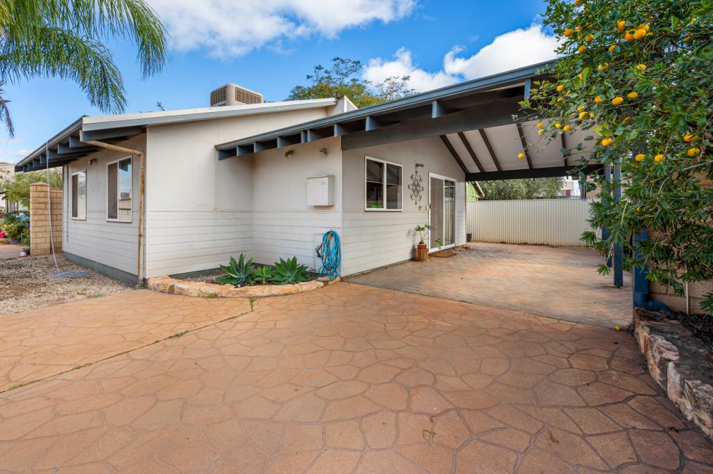 8a Hewitt St, South Kalgoorlie, WA 6430