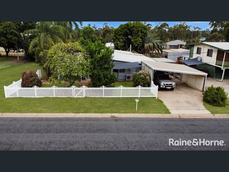 11 Archer Dr, Moranbah, QLD 4744
