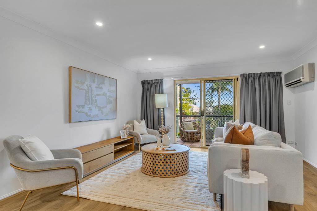 2/30 Rennie St, Indooroopilly, QLD 4068