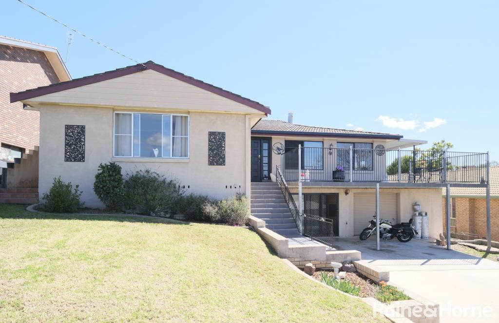 49 GORDON ST, INVERELL, NSW 2360
