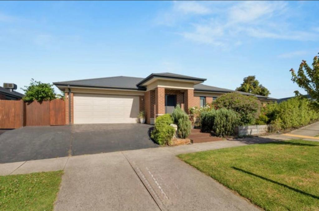 88 Everlasting Bvd, Cranbourne West, VIC 3977