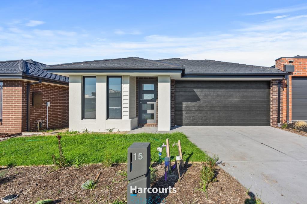 15 Lance Tce, Cranbourne East, VIC 3977