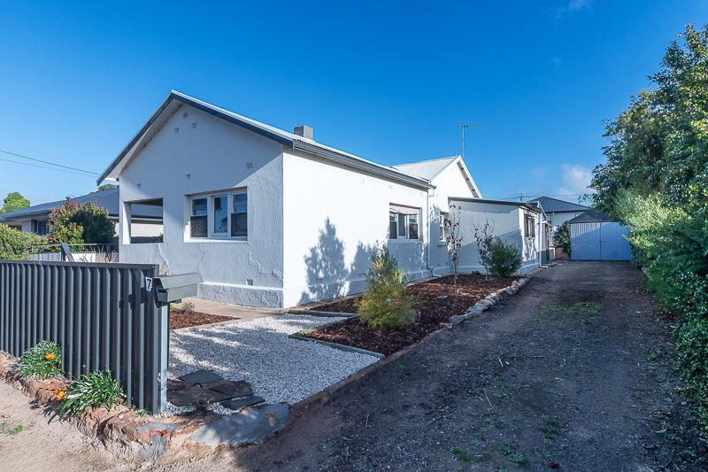 7 Gladstone St, Murray Bridge, SA 5253