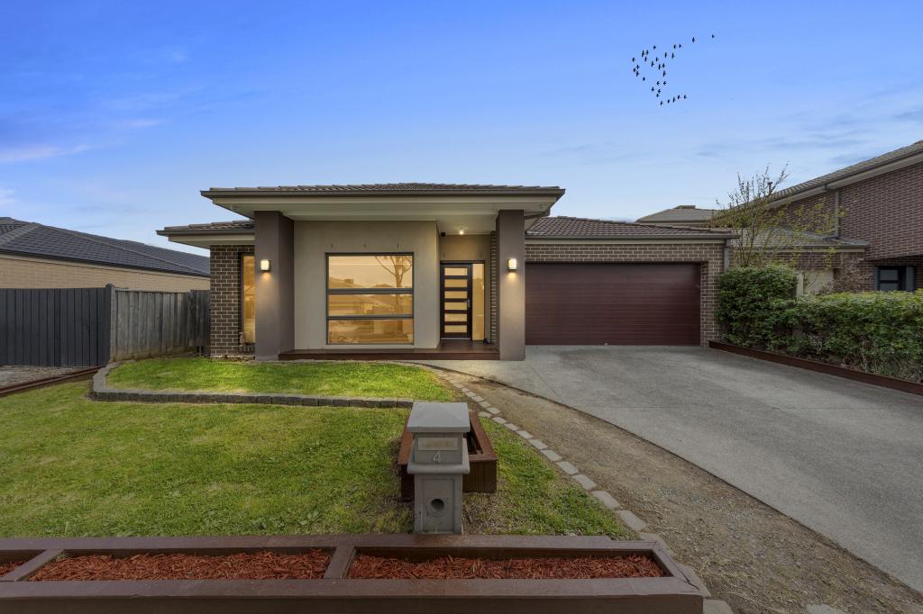 4 Bimberry Cct, Clyde, VIC 3978