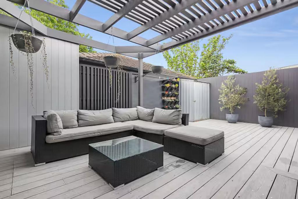2/22 Marine Ave, Mornington, VIC 3931