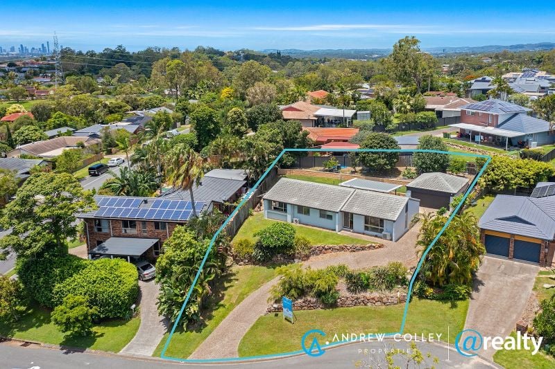 4 Garvie Pl, Highland Park, QLD 4211