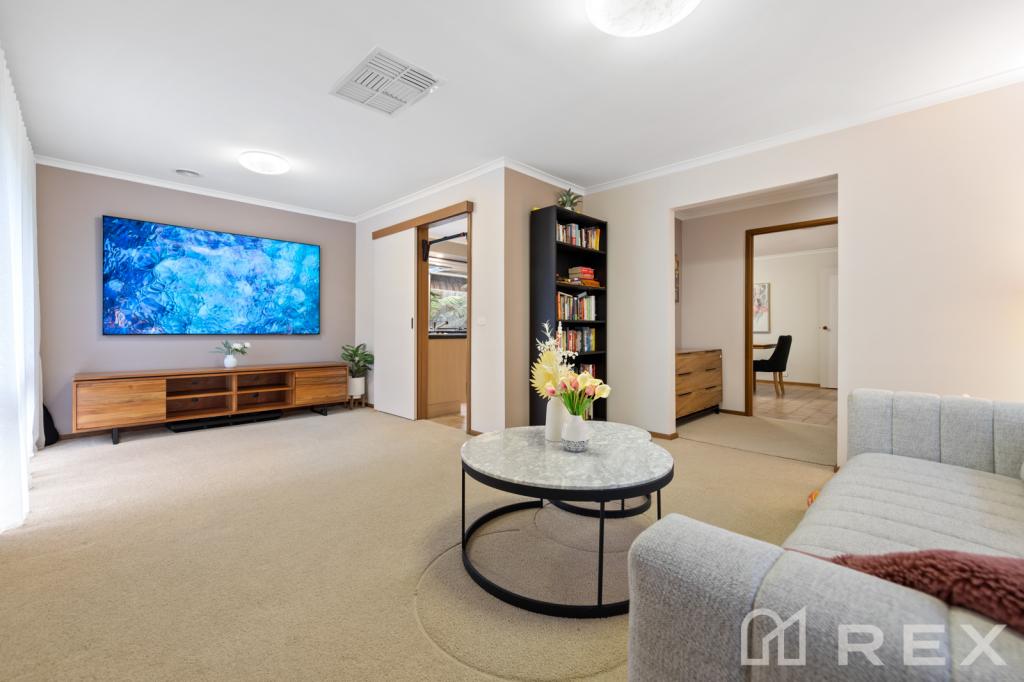 15 Tolhurst Ave, Boronia, VIC 3155