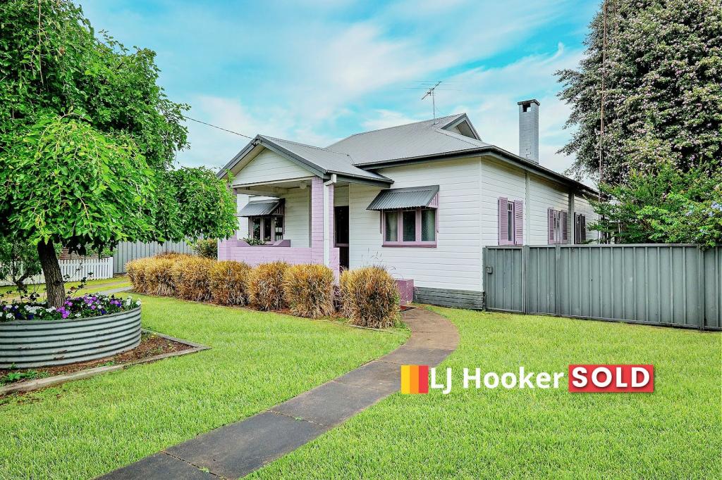 69 Castlereagh St, Singleton, NSW 2330