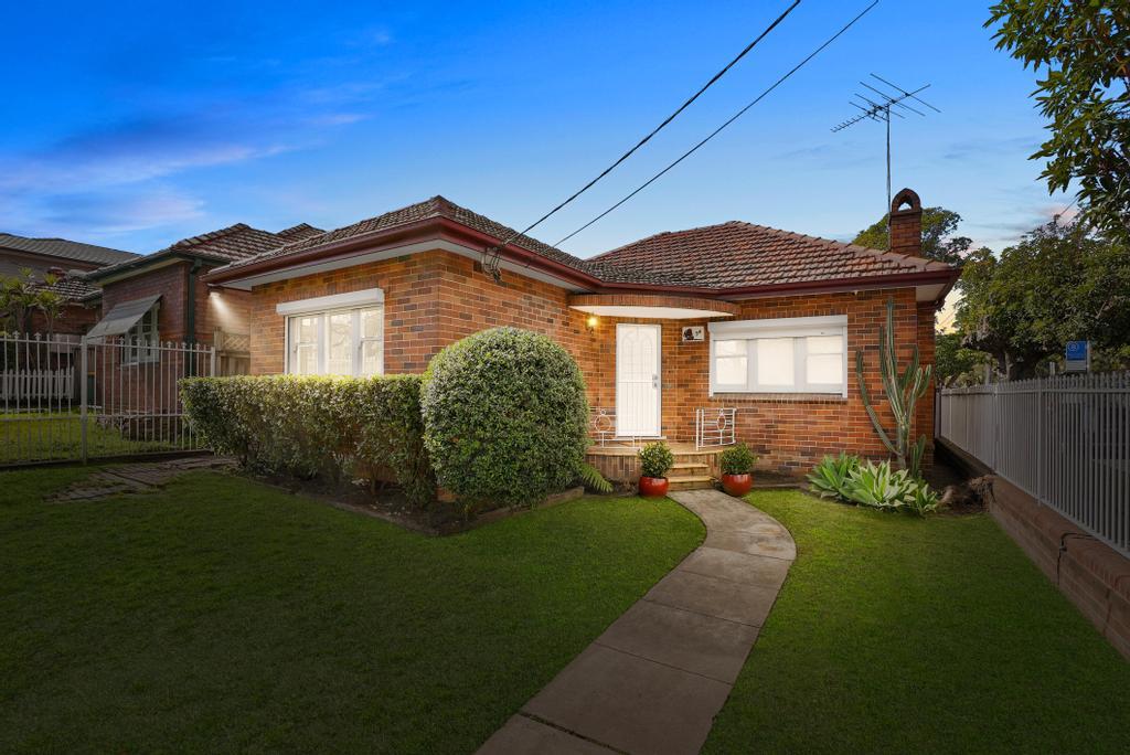 34 Manning Ave, Strathfield South, NSW 2136