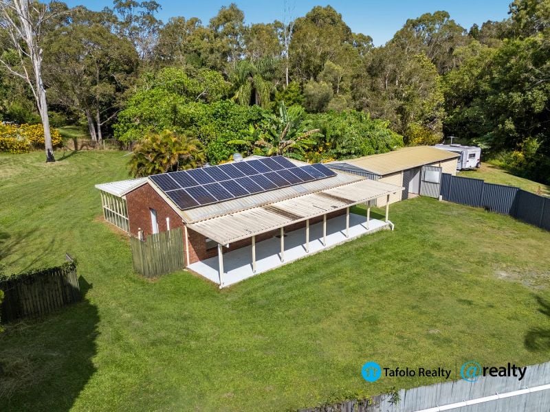 33 Muriel St, Redland Bay, QLD 4165