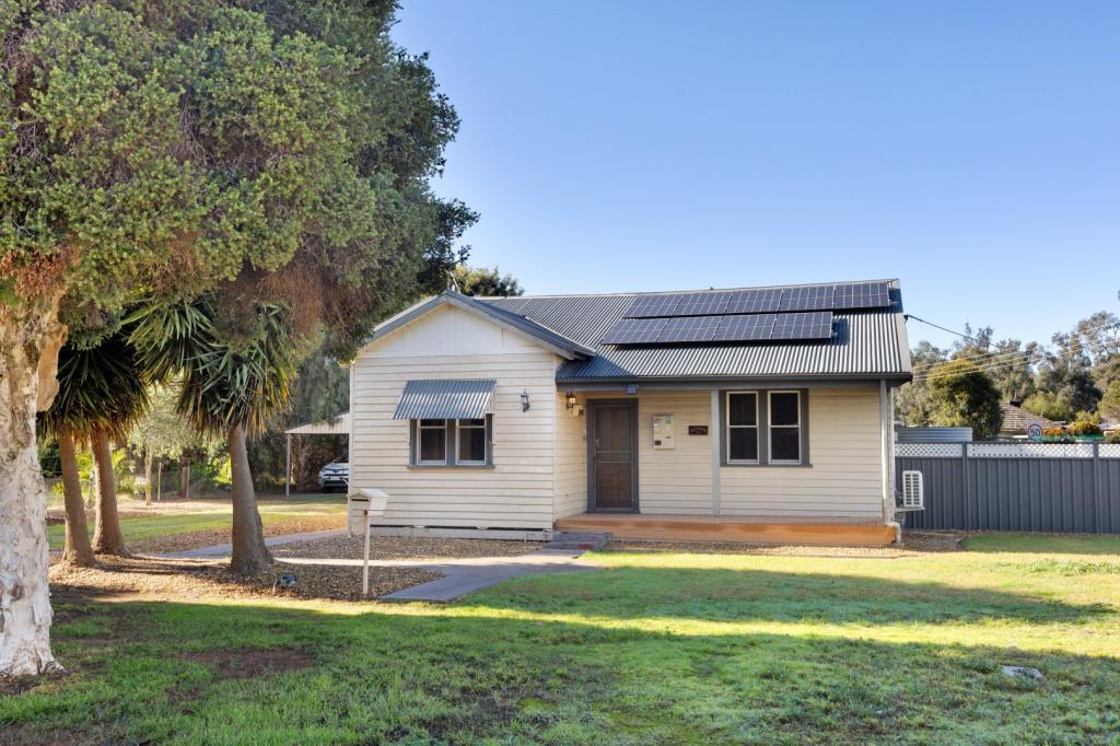 1 Priory St, Rochester, VIC 3561