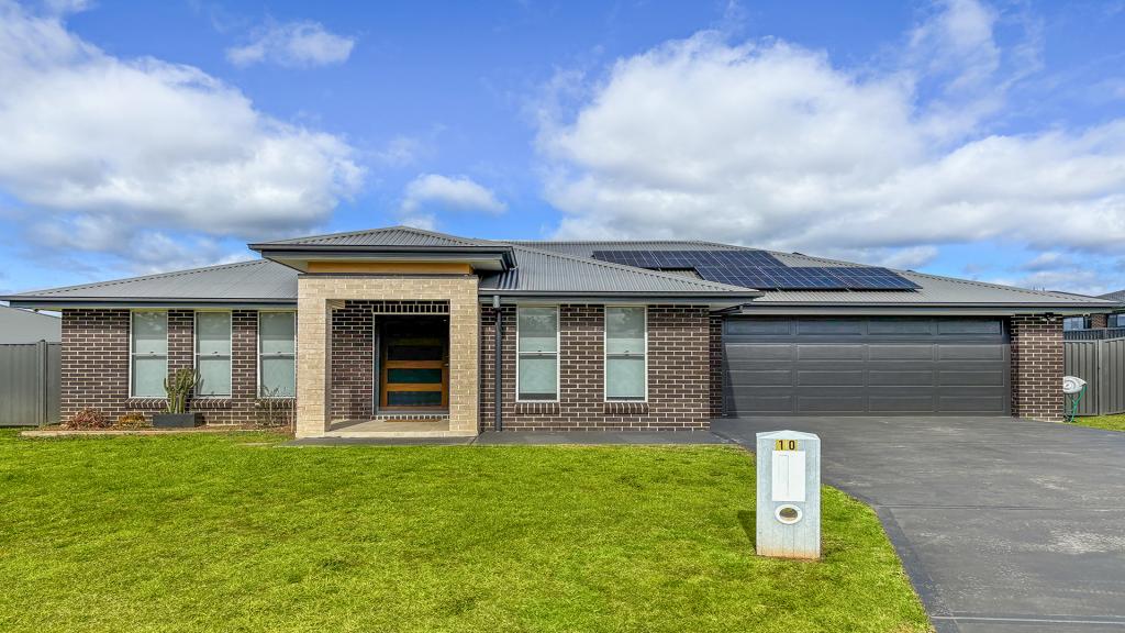 10 Knox Cres, Caerleon, NSW 2850