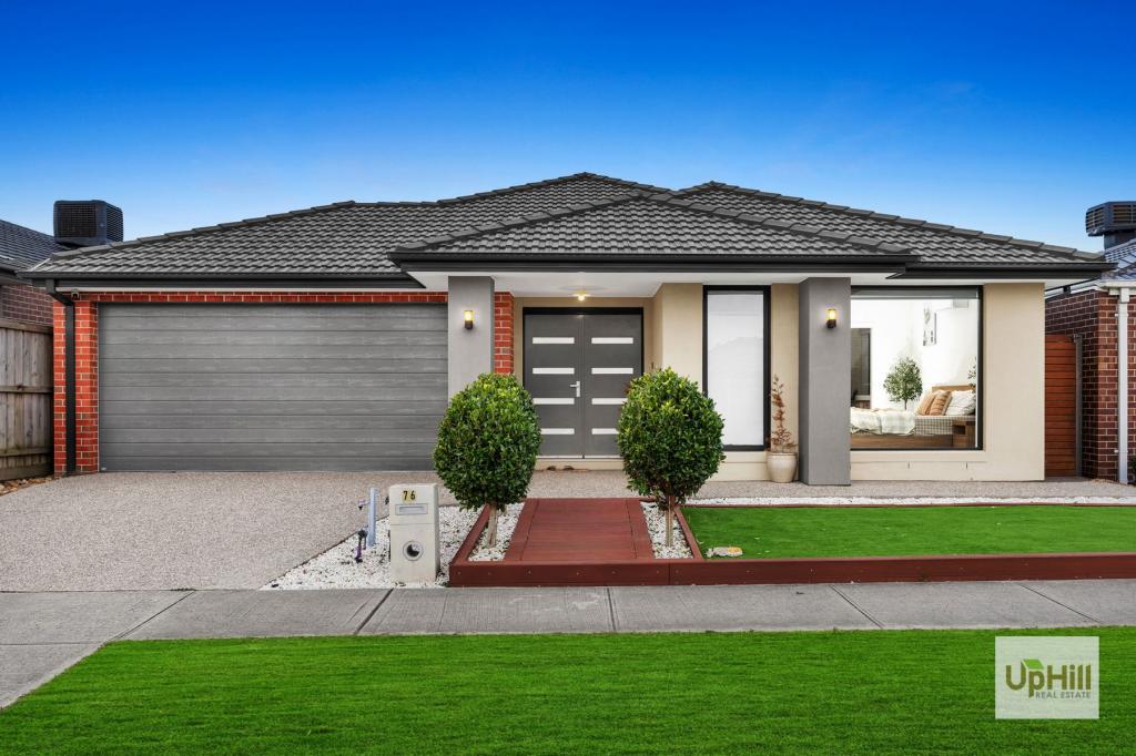 76 COMO PDE, CLYDE NORTH, VIC 3978