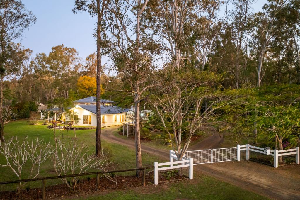 24 Essendon Rd, Anstead, QLD 4070