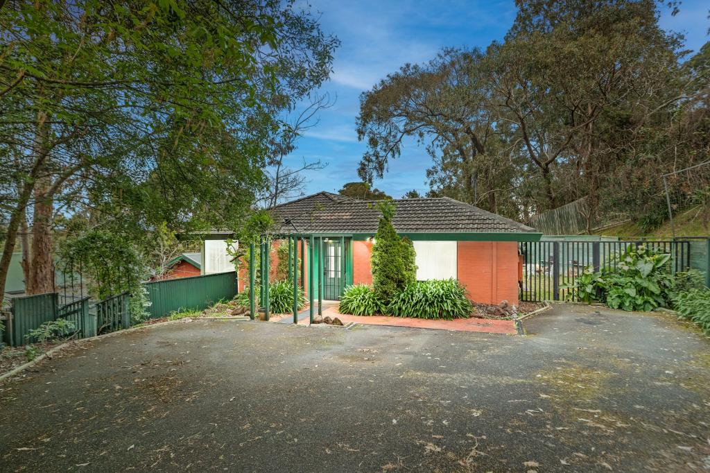 24 Craig Ave, Ferntree Gully, VIC 3156