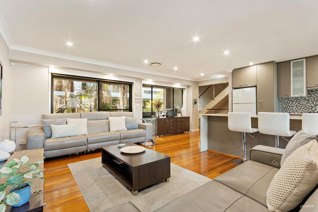 1/6 Howard St, Warners Bay, NSW 2282