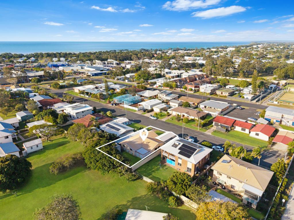 23 Clarke St, Pialba, QLD 4655