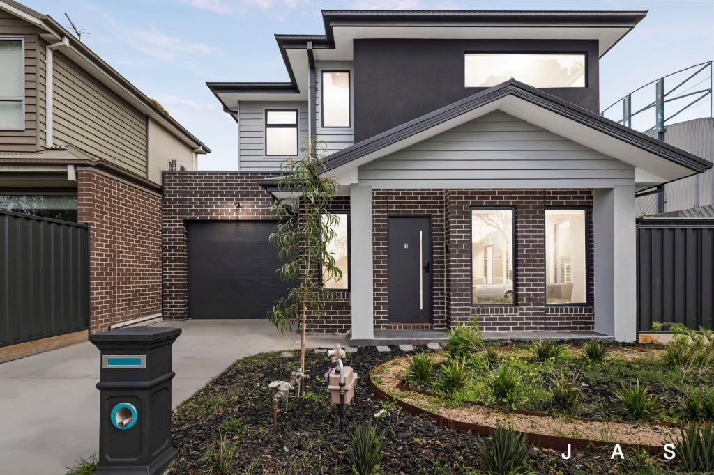 1/8 Strong St, Spotswood, VIC 3015