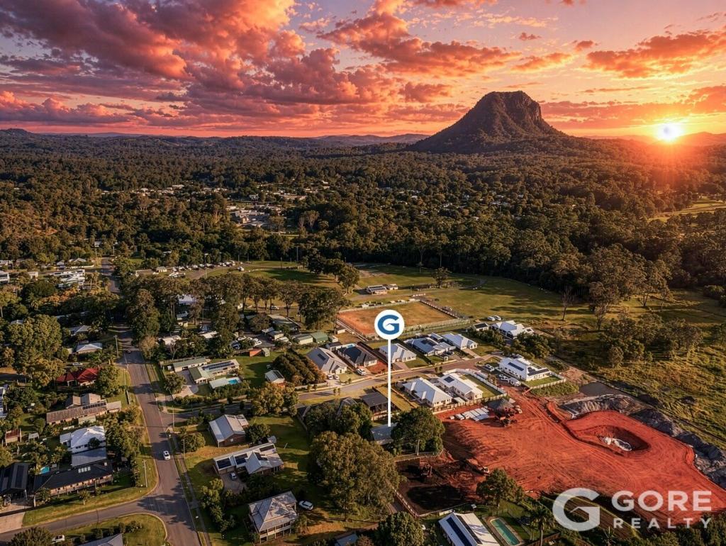 33 Pavilion St, Pomona, QLD 4568
