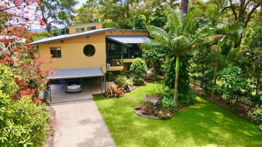 31 President Tce, Macleay Island, QLD 4184