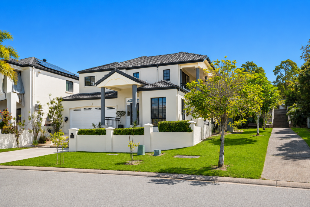 23 Winton Tce, Varsity Lakes, QLD 4227