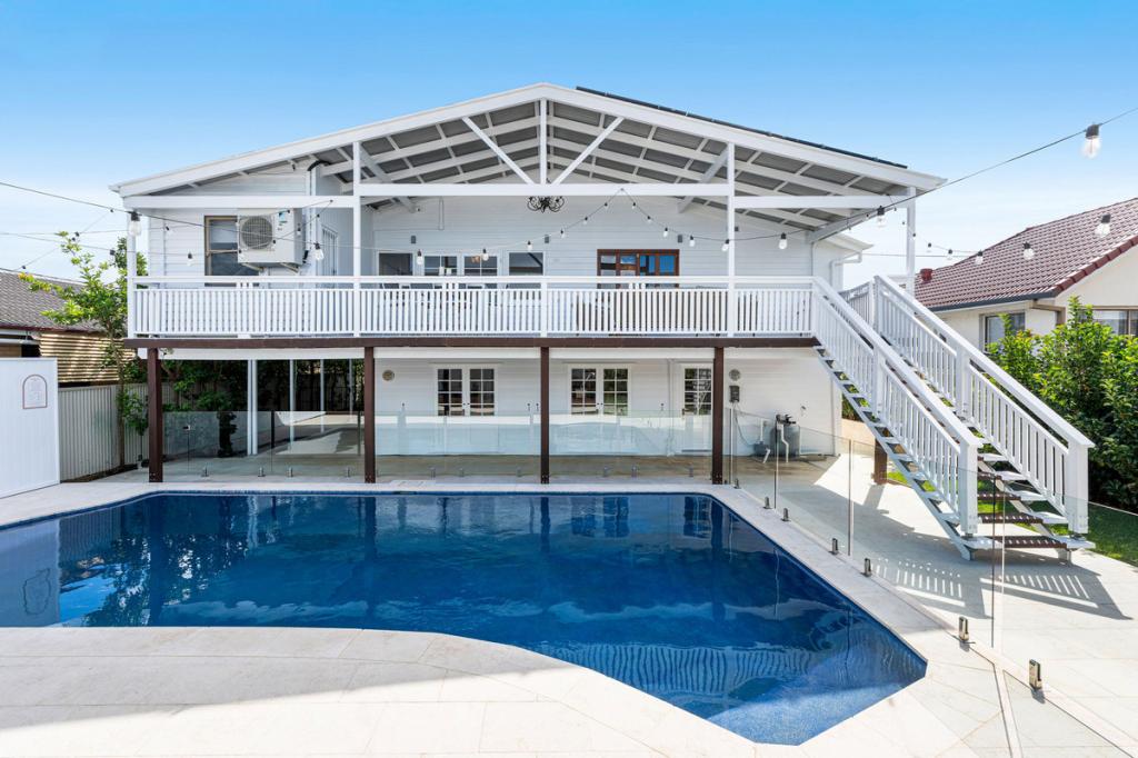 40 SIBLEY RD, WYNNUM WEST, QLD 4178