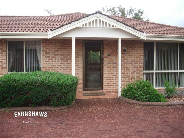 1/8 Hardey Rd, Glen Forrest, WA 6071
