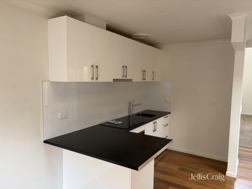 3/91 PINE ST, RESERVOIR, VIC 3073