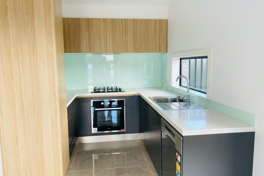 87a The Straight, Oran Park, NSW 2570