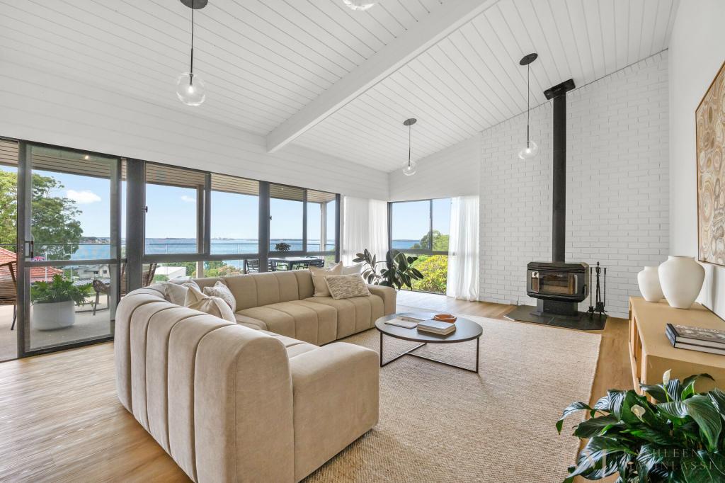 136 Fishing Point Rd, Fishing Point, NSW 2283