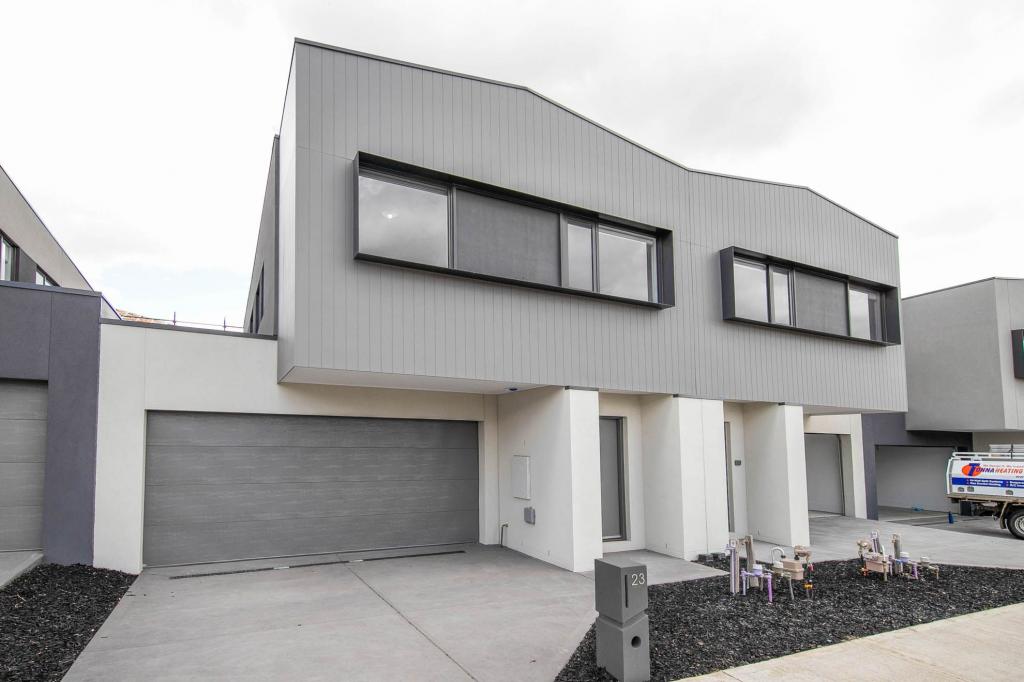 23 Arramont Rd, Greenvale, VIC 3059