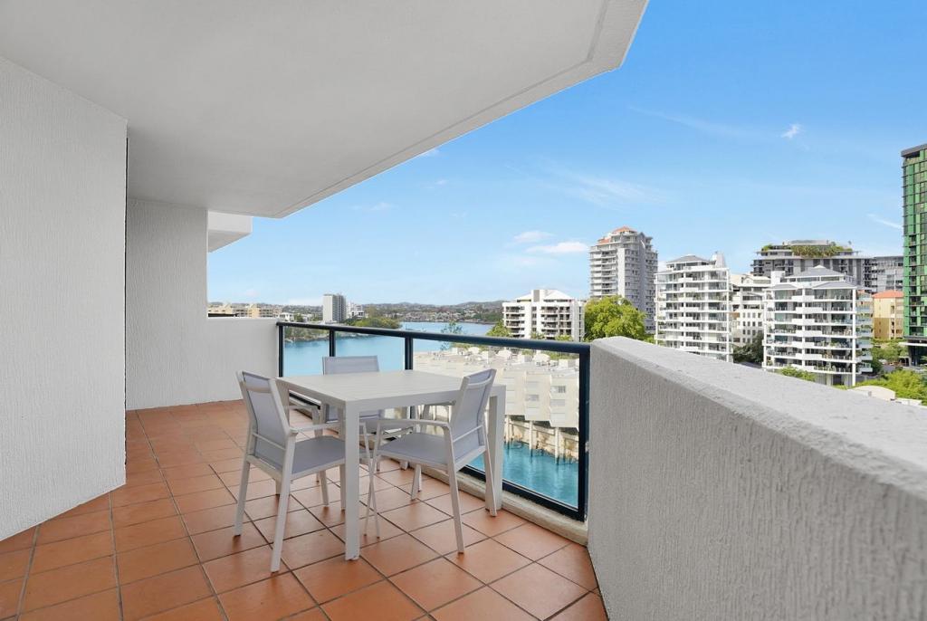 808/44 FERRY ST, KANGAROO POINT, QLD 4169
