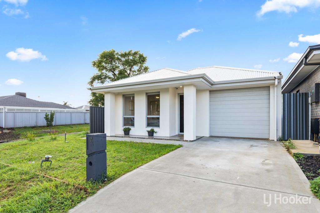 7a Coolibah Ave, Craigmore, SA 5114