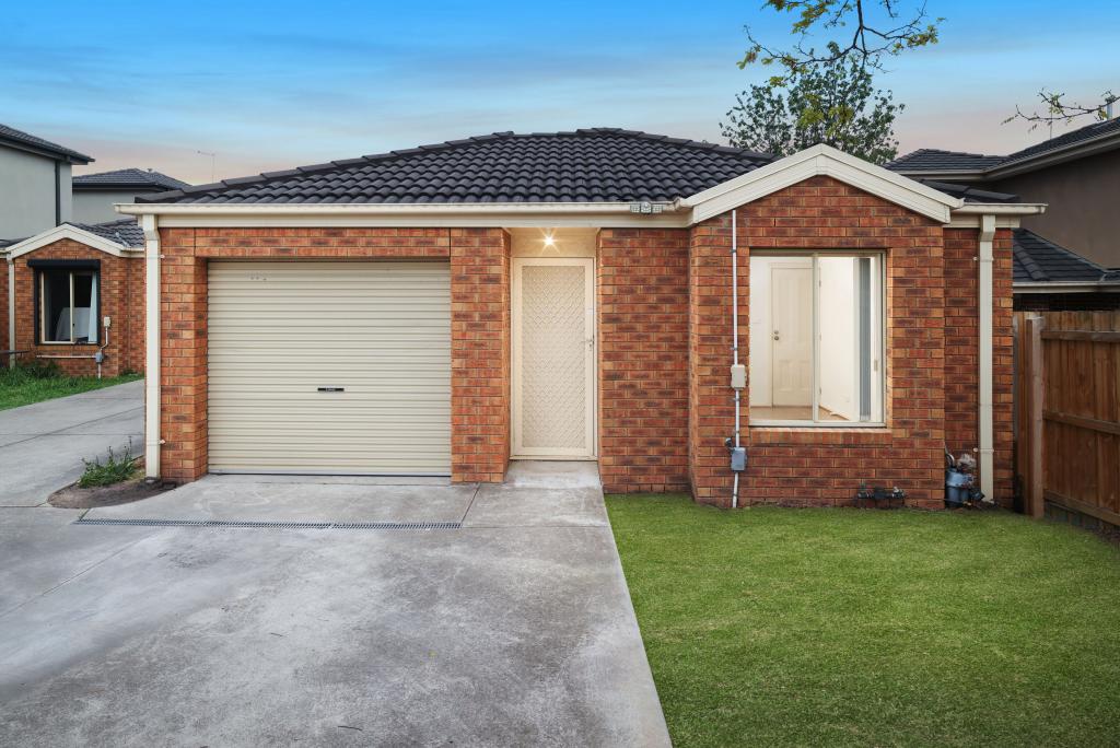 2/4 EDEN CT, NOBLE PARK, VIC 3174