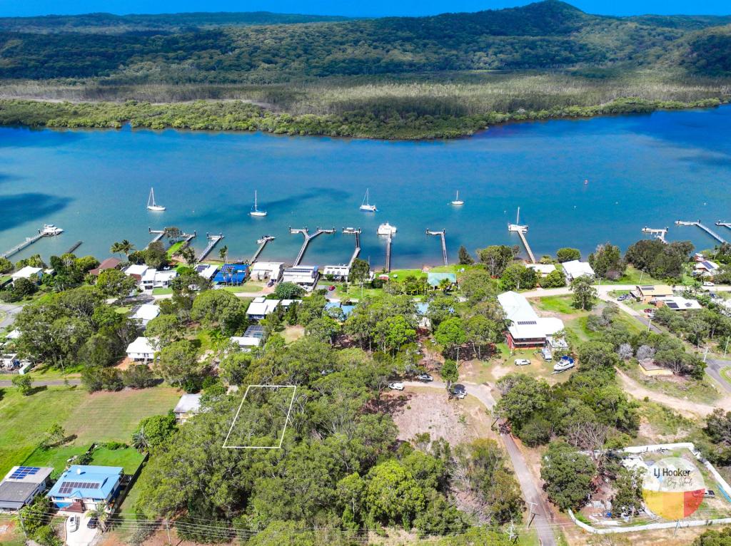 38 Scenic Dr, Russell Island, QLD 4184