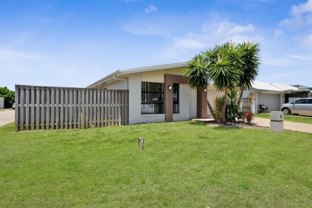 16 Tiller St, Bucasia, QLD 4750