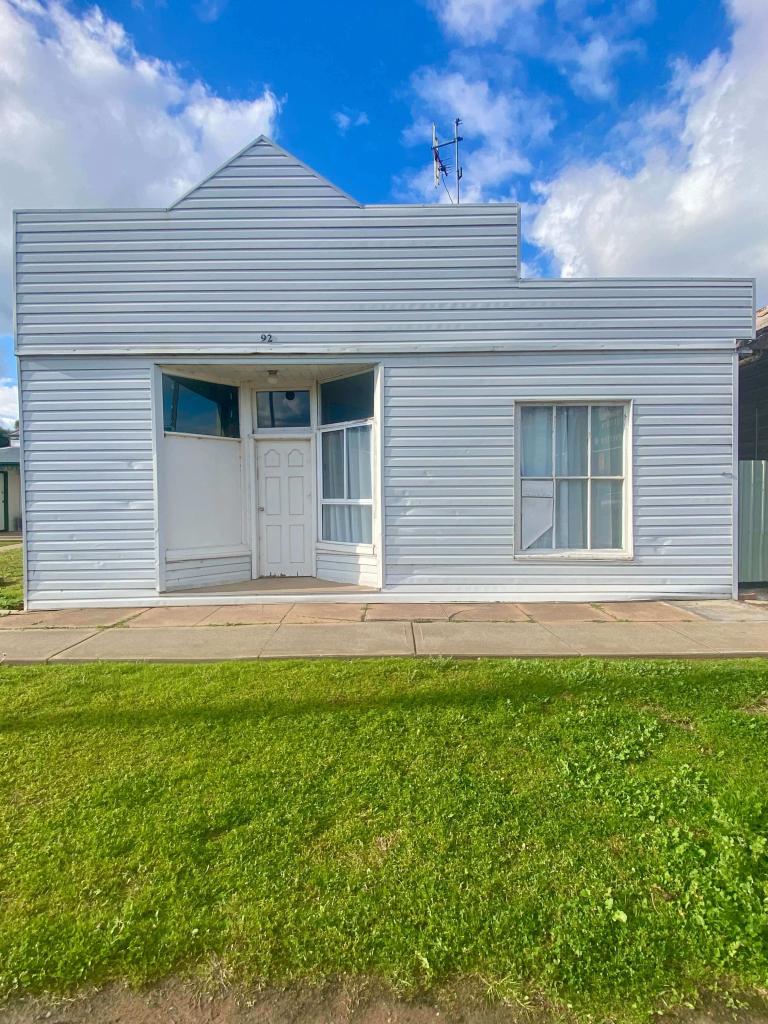 94 Dubbo St, Warren, NSW 2824