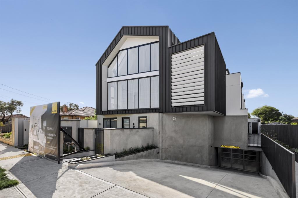 2/123 Millers Rd, Altona North, VIC 3025