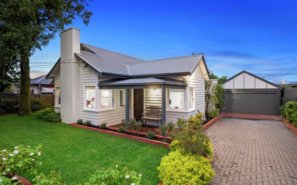 22 Mena Ave, Cheltenham, VIC 3192