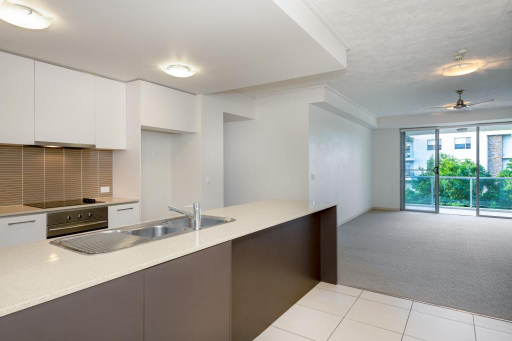 125/64-66 Sickle Ave, Hope Island, QLD 4212