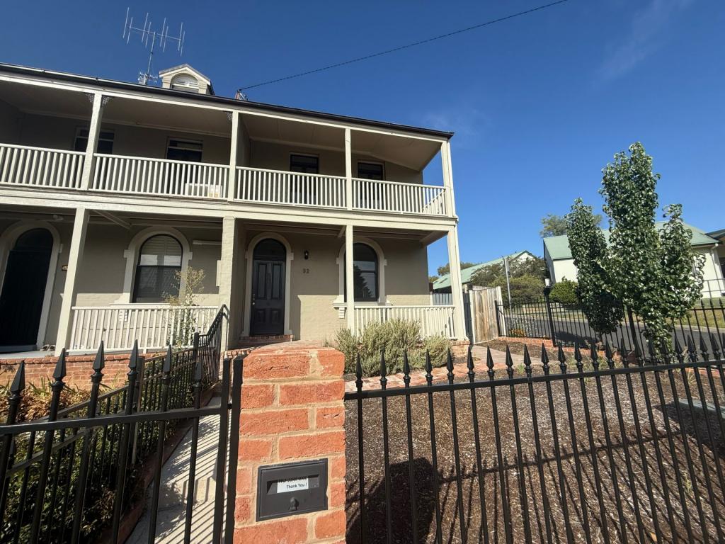92 Russell St, Bathurst, NSW 2795
