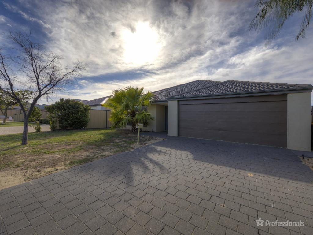 12 POPRAN RD, YANCHEP, WA 6035