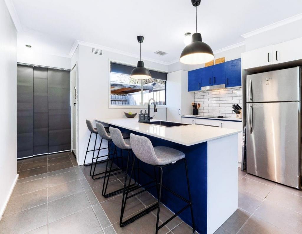 2/8 Mclaren Ave, Cranbourne, VIC 3977