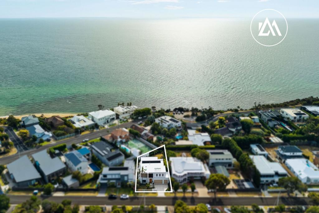 1A KOORNALLA CRES, MOUNT ELIZA, VIC 3930